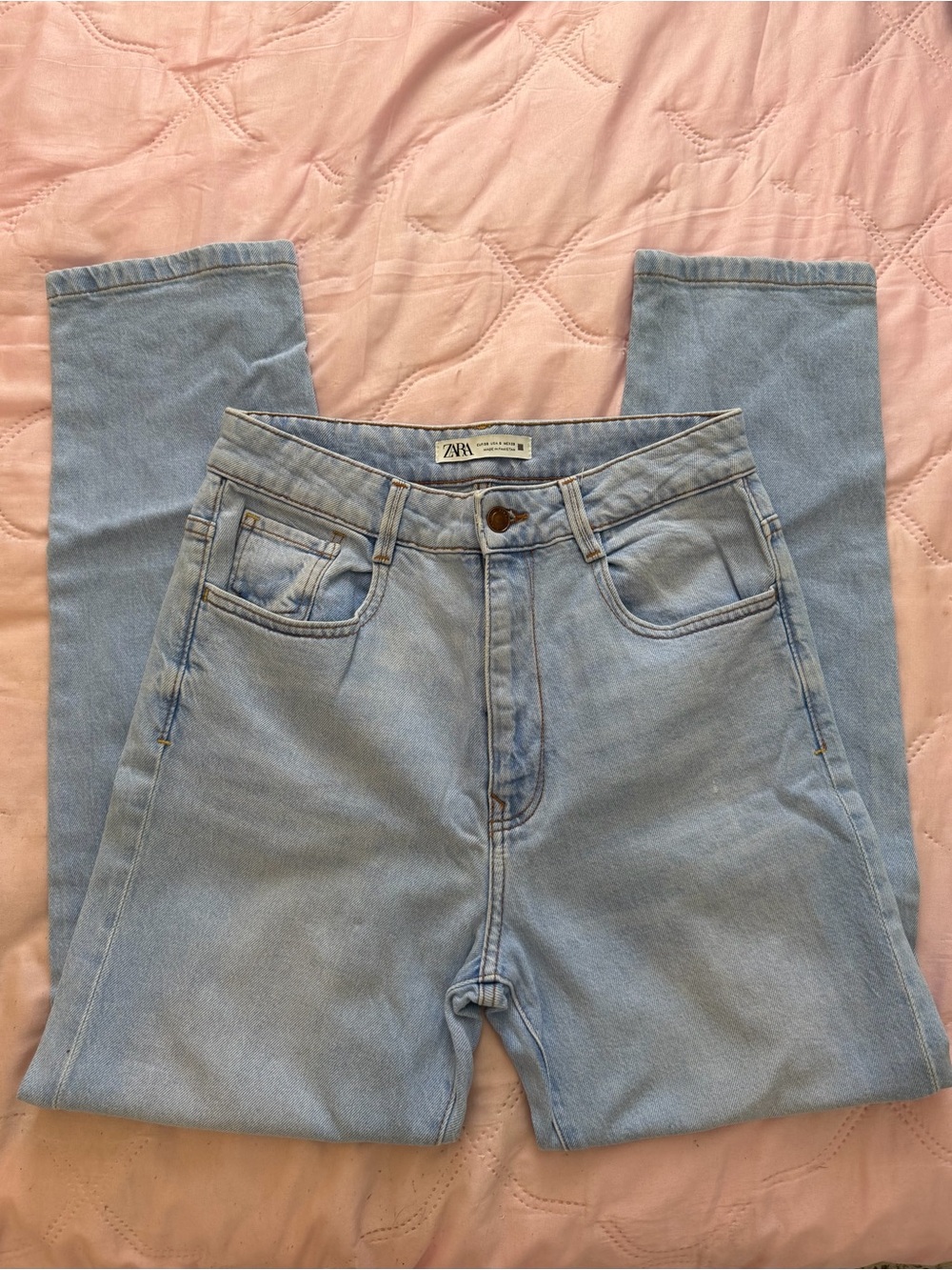 ZARA Pale Blue High-Rise Women’s Jeans